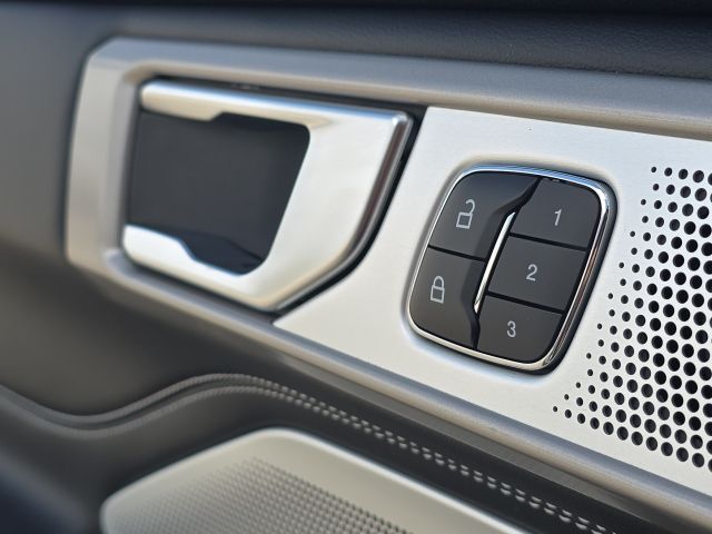 2024 Ford Explorer ST:168393B1A