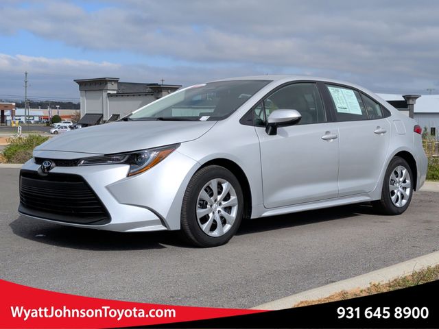 2025 Toyota Corolla LE FWD