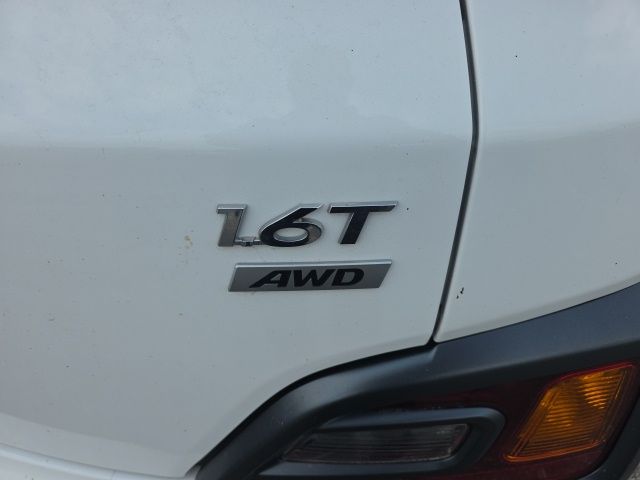 Used 2021 Lunar White Hyundai Limited image 10