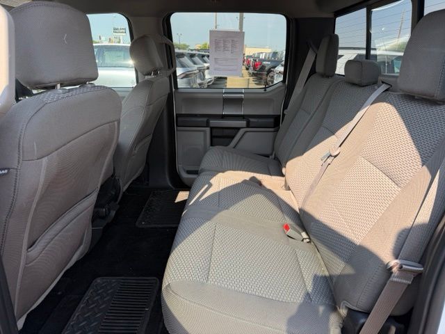 2018 Oxford White Ford F-150 XLT 4X4 Truck