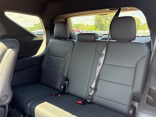 Used 2024 Chevrolet Traverse SUV