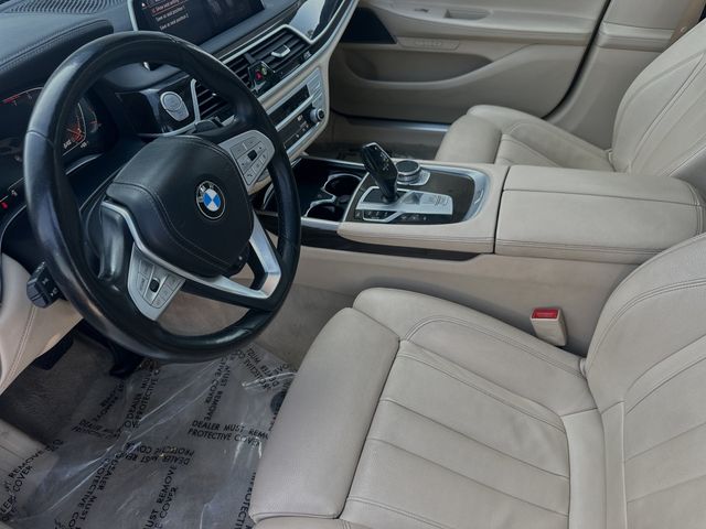 2021 BMW 7 Series 740i 10