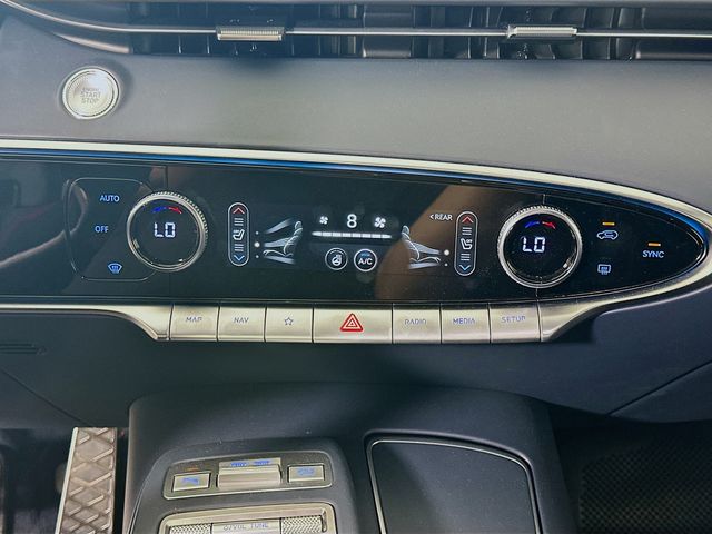 2025 Genesis GV70 Sport Prestige 16