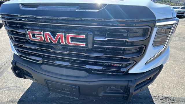 2024 GMC Sierra 1500 AT4X 9