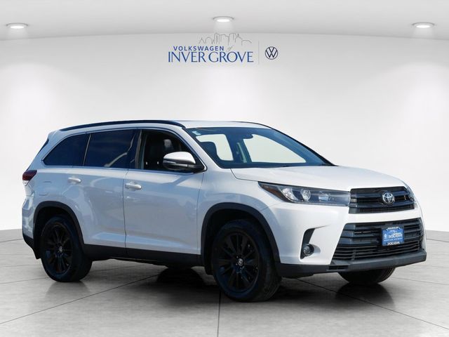 White (Blizzard Pearl) 2019 Toyota Highlander SE AWD SUV / Crossover All-Wheel Drive 8-Speed Automatic