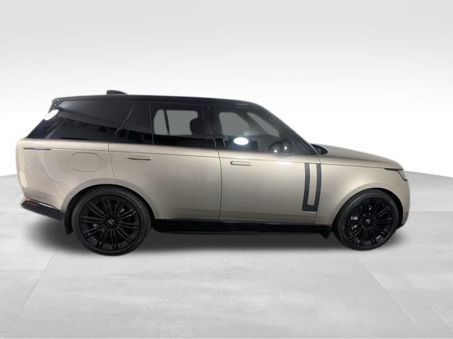 2024 Land Rover Range Rover SE 7