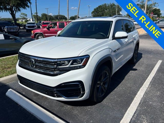 White 2022 Volkswagen Atlas SUV / Crossover All-Wheel Drive 8-Speed Automatic