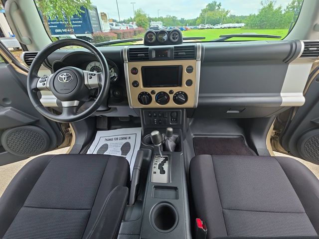 Used 2014 Quicksand Toyota Base image 10
