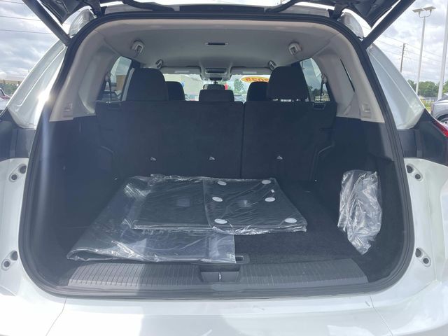 Used 2025 White Nissan SV image 8