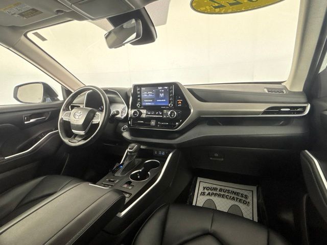 Used 2022 Toyota Highlander SUV