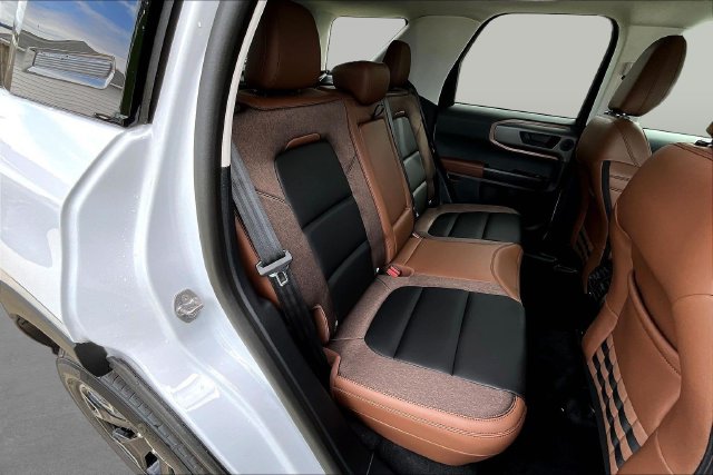 2026 Ford Bronco Sport Outer Banks® - 9