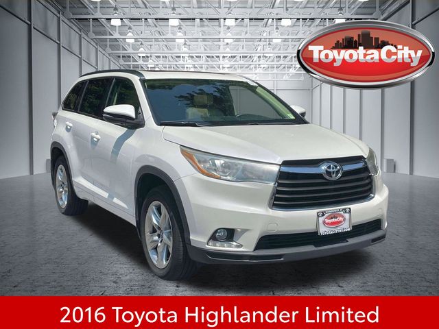 White 2016 Toyota Highlander SUV / Crossover All-Wheel Drive 6-Speed Automatic Overdrive