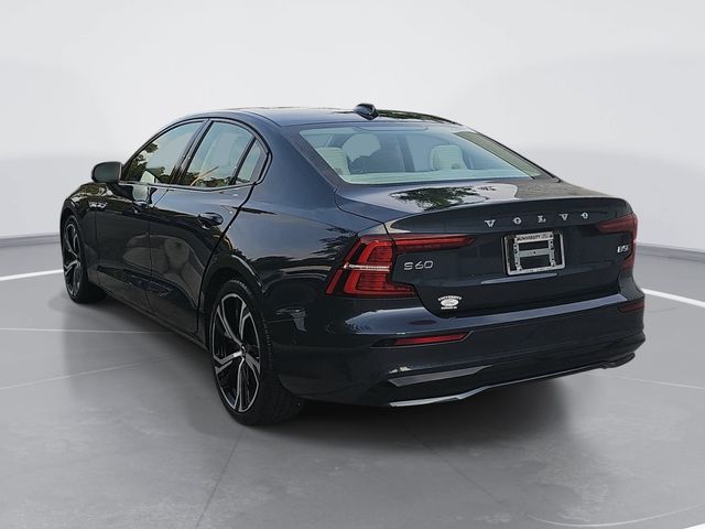 Used 2024 Blue Volvo Ultimate image 5