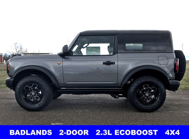 New 2026 Gray Ford Badlands image 4