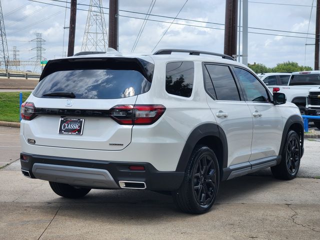 2025 Honda Pilot Touring  at Community Honda