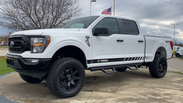 2023 Ford F-150 XLT 4