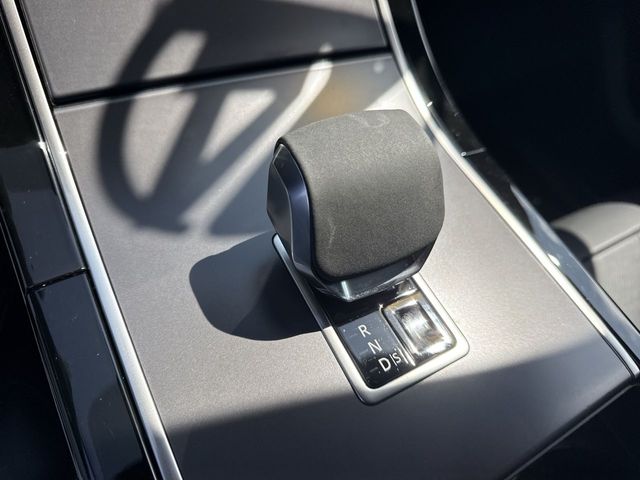 Used 2024 Land rover Range Rover Velar SUV