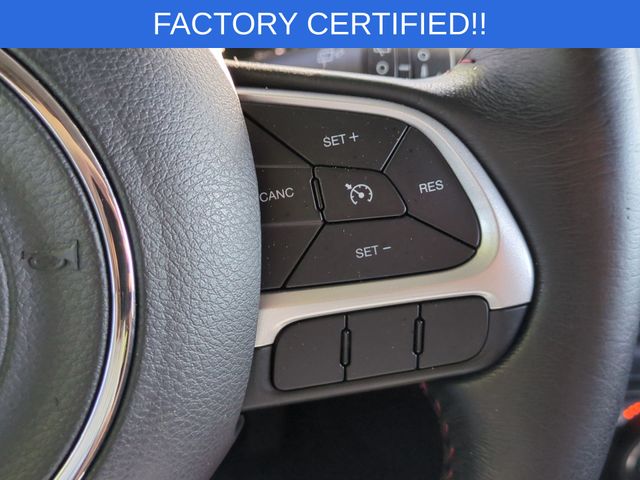 Used 2017 Blue Jeep Trailhawk image 20
