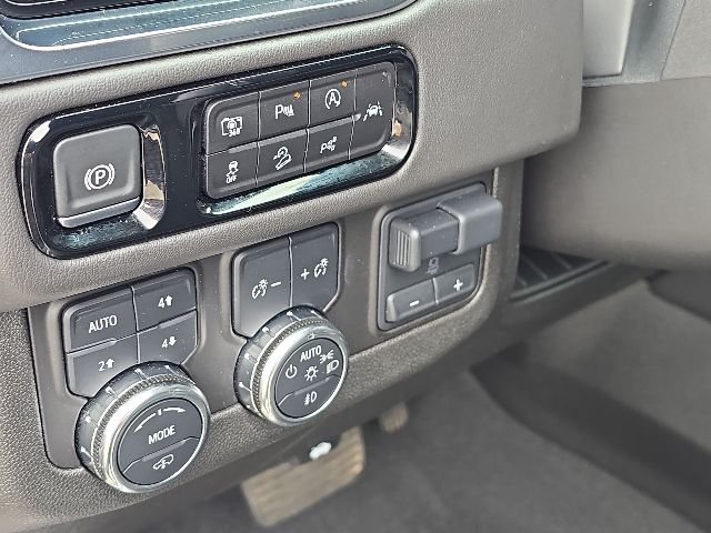 2025 GMC Yukon Denali:46255A