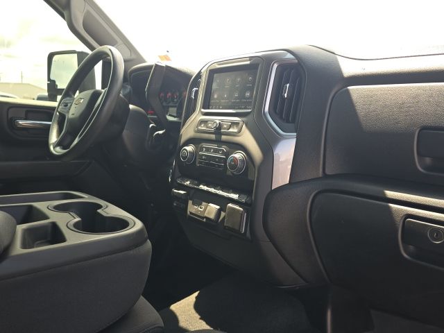 2024 Chevrolet Silverado 2500HD Custom:46690A