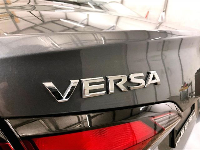 2023 Nissan Versa 1.6 S - 11