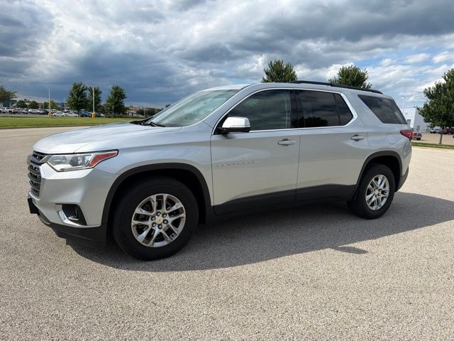 Silver Ice Metallic 2020 Chevrolet Traverse SUV / Crossover Front-Wheel Drive 9-Speed Automatic