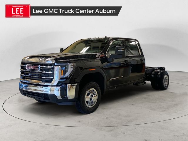 Onyx Black 2026 GMC Sierra 3500HD Pickup Truck Four-Wheel Drive Automatic