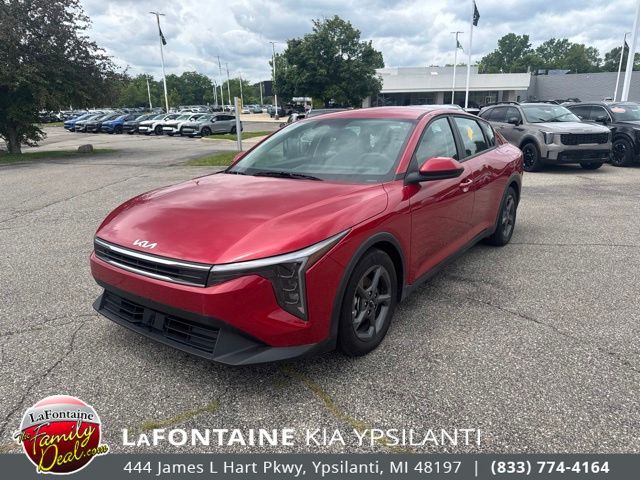 2025 Kia K4 LXS