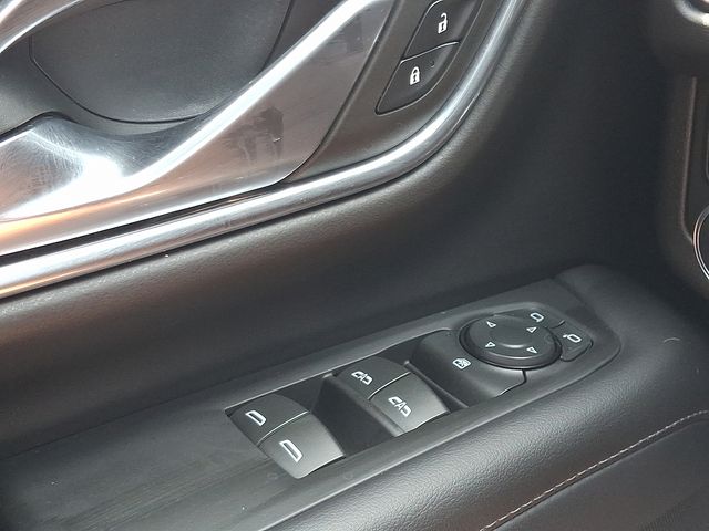 Used 2022 GMC Yukon SUV