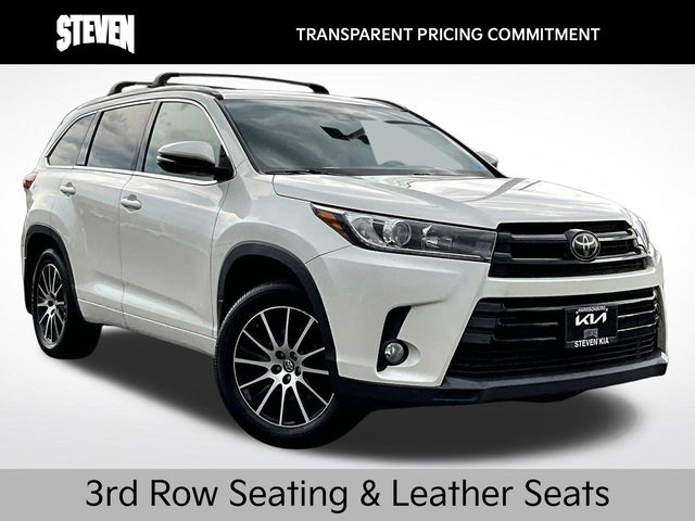 White (Blizzard Pearl) 2018 Toyota Highlander SUV / Crossover All-Wheel Drive 8-Speed Automatic