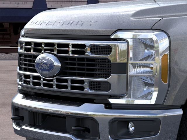 New 2026 Carbonized Gray Metallic Ford F-250® XLT image 17