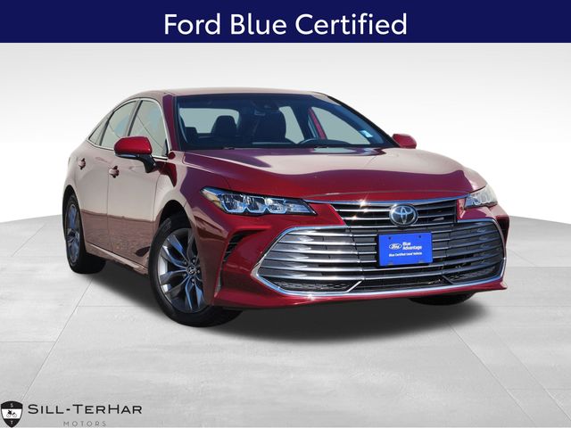 Pearl 2022 Toyota Avalon Sedan Front-Wheel Drive 8-Speed Automatic