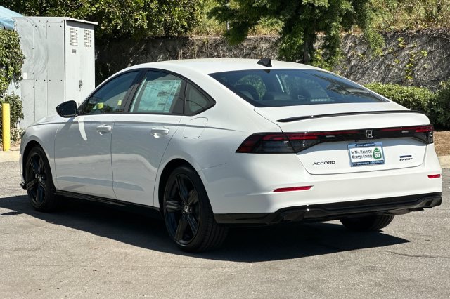 New 2026 Honda Accord Hybrid Sedan