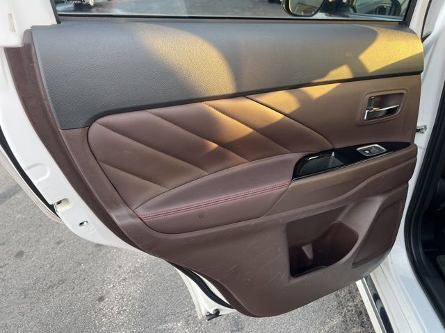 Used 2018 Mitsubishi Outlander PHEV SEL 4D Sport Utility