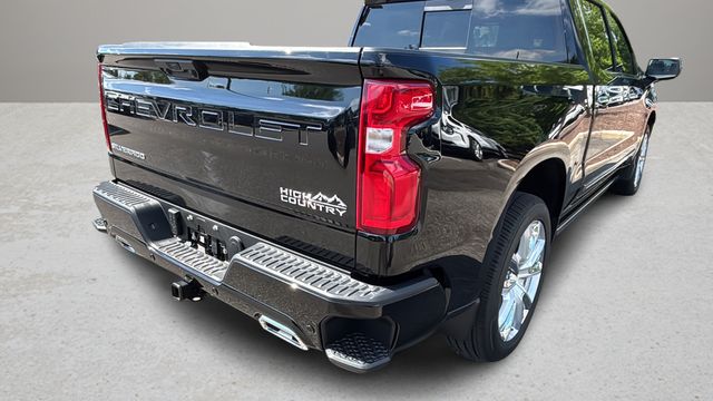Used 2026 Black Chevrolet High Country image 36