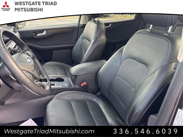 FordEscape17