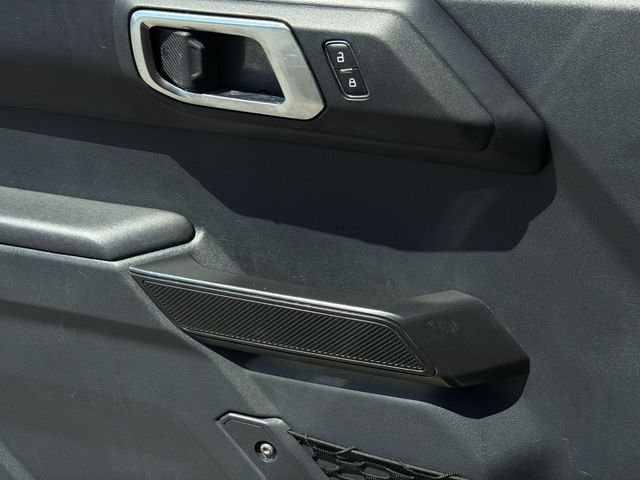 Used 2025 Black Ford Badlands image 31