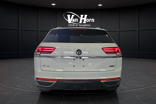 Used 2021 Pure White Volkswagen 3.6L V6 SEL Premium image 6