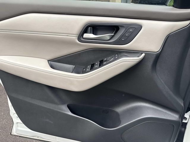 2023 Nissan Rogue - Image 19