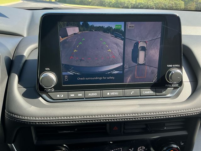 NissanRogue24