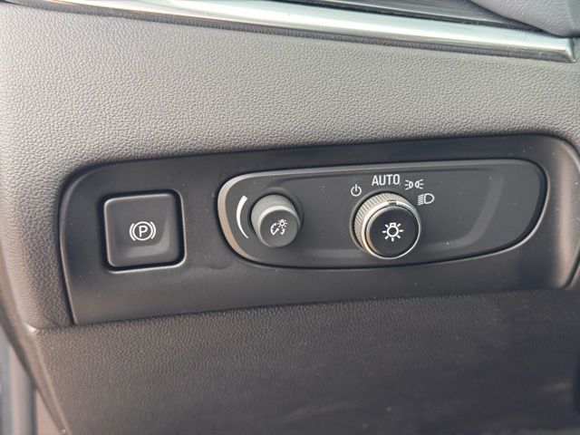 2021 Buick Enclave AWD Essence