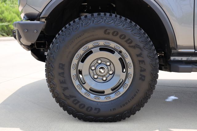 2024 Ford Bronco Badlands Gray at Royal Nissan
