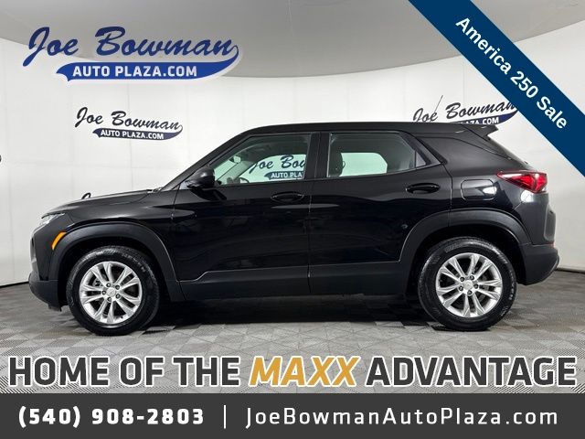 Mosaic Black Metallic 2021 Chevrolet Trailblazer SUV / Crossover Front-Wheel Drive Continuously Variable Transmission