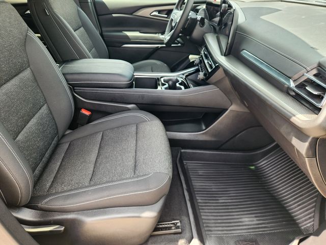 2025 Chevrolet Traverse LT Black at Classic Elite Chevrolet Sugar Land