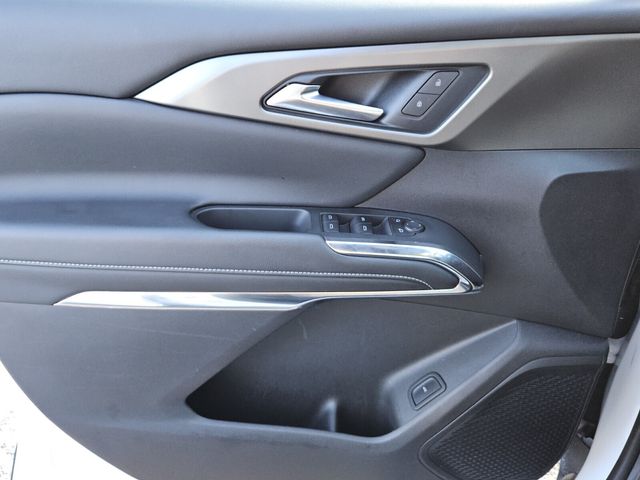 2025 Chevrolet Traverse FWD LT