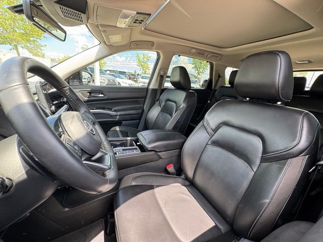 Used 2024 Nissan Pathfinder SUV