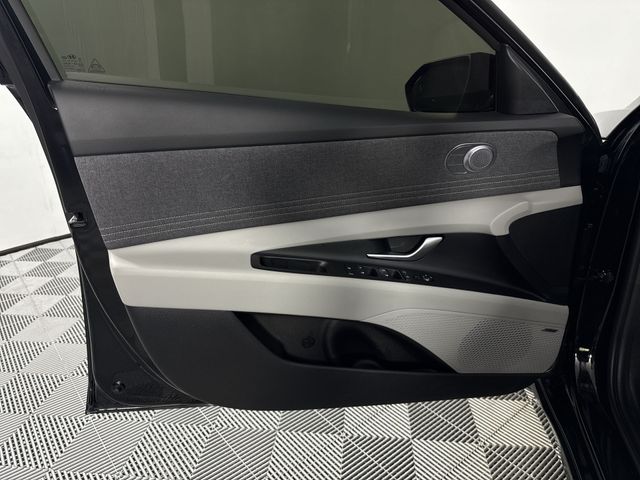 Used 2024 Hyundai Elantra Hybrid For Sale in Indianapolis, IN