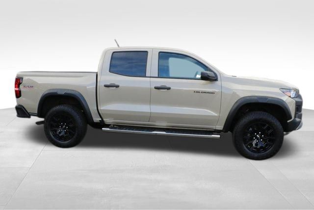 2023 Chevrolet Colorado Trail Boss 18