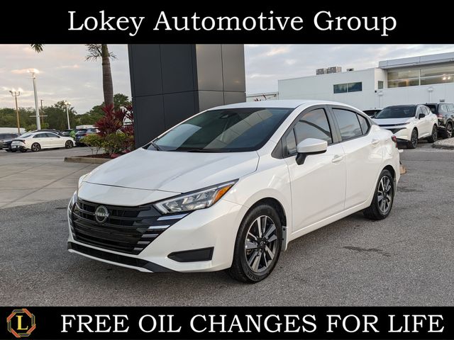 Aspen White Tricoat 2025 Nissan Versa SV FWD Sedan Front-Wheel Drive Continuously Variable Transmission