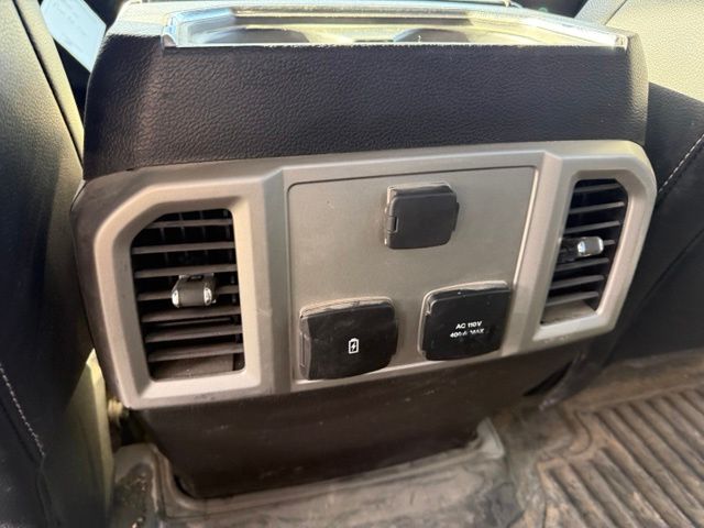 2020 Iconic Silver Metallic Ford Super Duty F-350 SRW Lariat 4X4 Truck